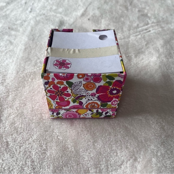 Vera Bradley Pink Floral Vintage Clementine Note‎ Cube with Blank Sheets - Picture 5 of 7
